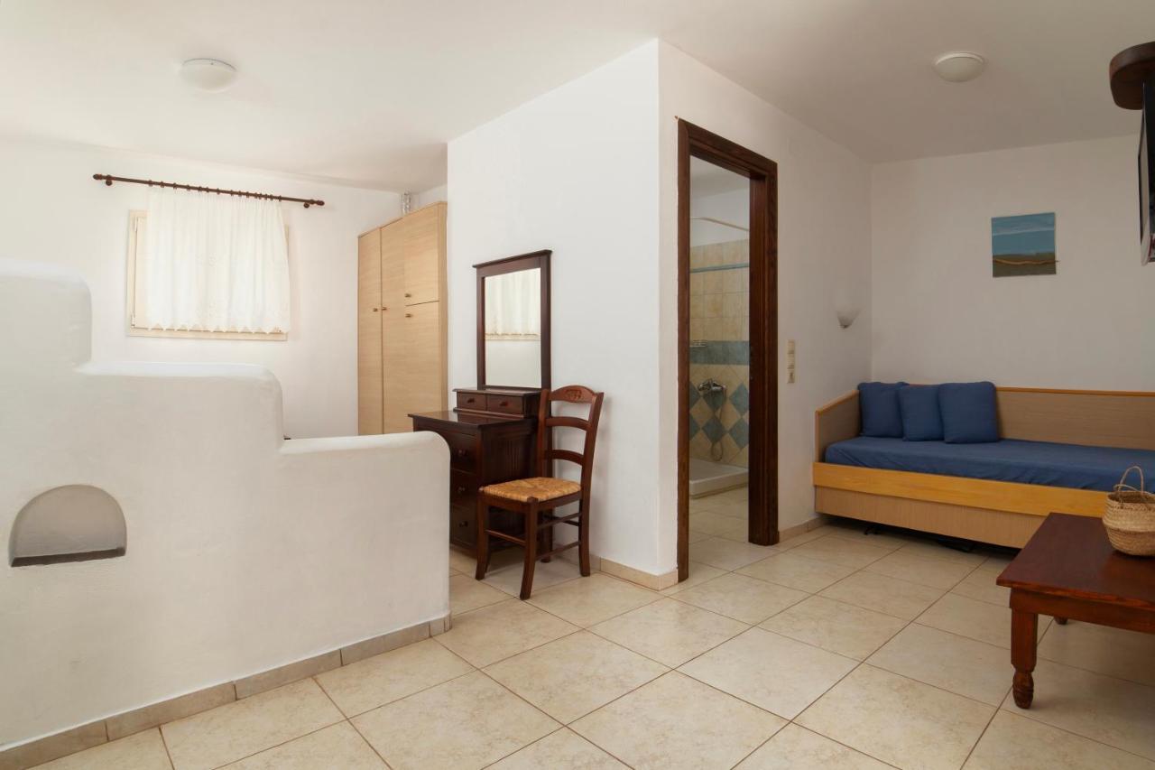 Almar Apartments Batsi Exterior foto